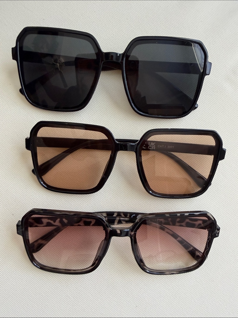 Women’s Oversized Square Sunglasses - Black and Brown Lenses